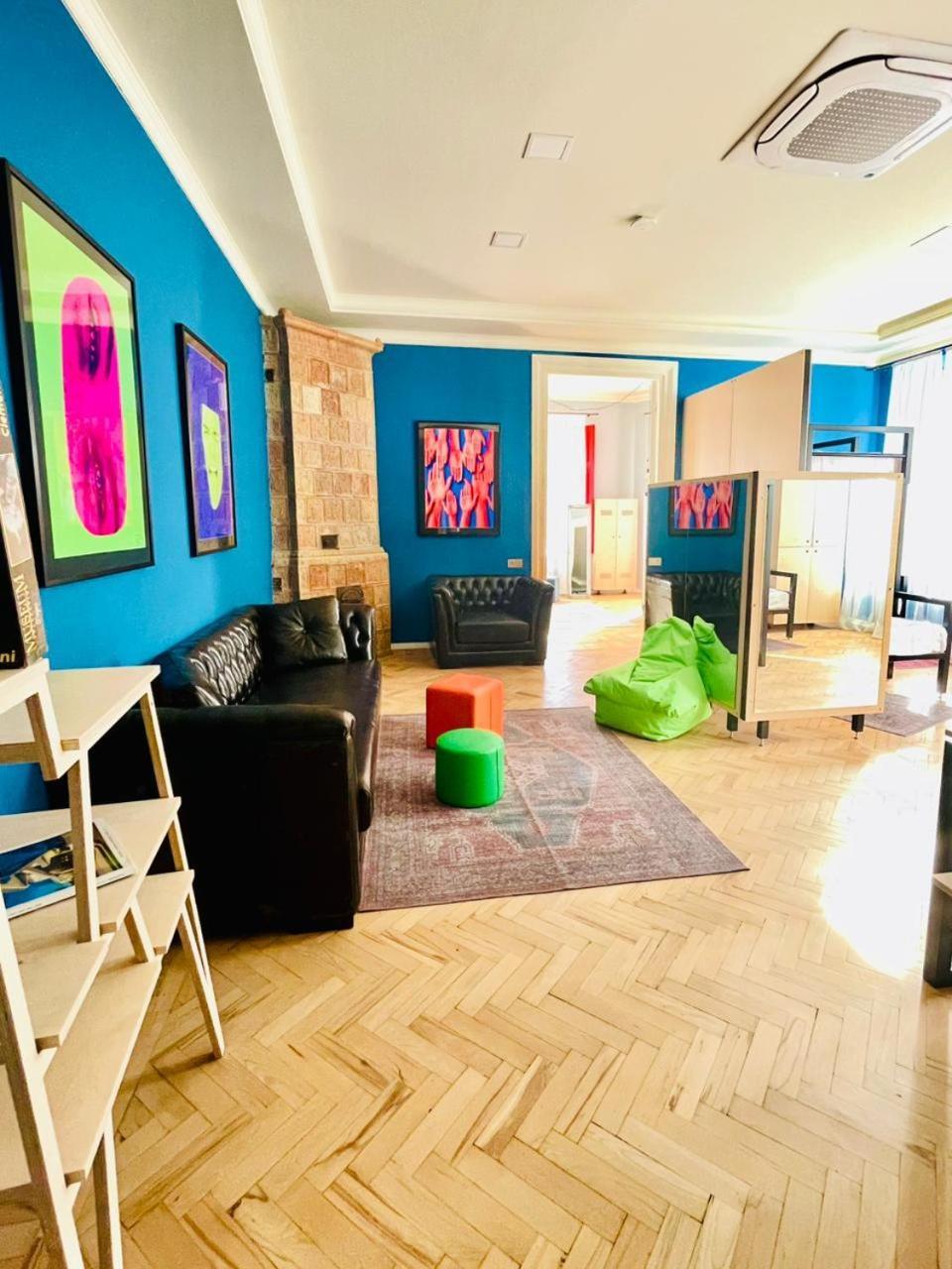 Communa Good Vibes Tbilisi Exteriör bild